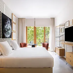 Margot House Отель Барселона